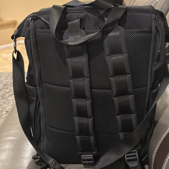 Nike Convertible diapers bag - Picture 12 of 12